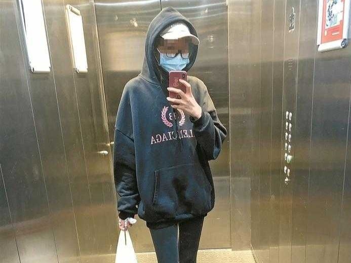 四国深圳留学生讲述在当地的防疫生活：做好长期居家准备，每天进行在线学习