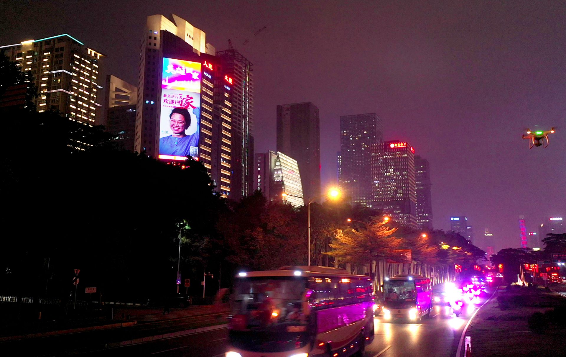 欢迎回家！今夜深圳全城为“逆行者”亮灯