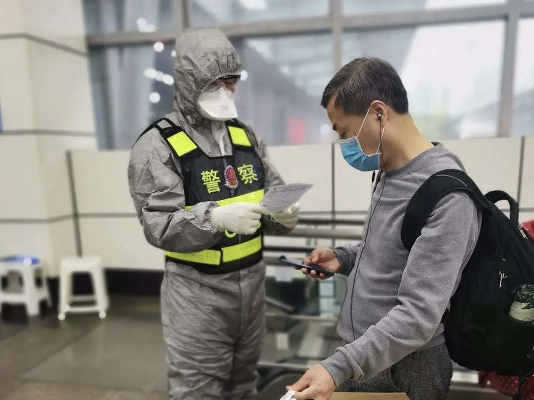 战疫防疫，西九龙站缉私警这样做