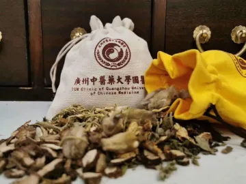 广中医国医堂捐“疫疠停”等中药防疫物资，助力复工复产