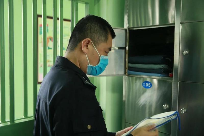 墙内坚守，墙外长安，深圳监狱“高墙”内有一群闪光的人