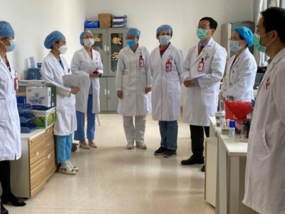中山七院开展疑似新冠病毒感染孕妇分娩应急处置演练