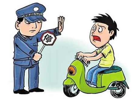 深圳交警开展骑电动车不戴头盔专项整治行动，查处违法行为3279宗