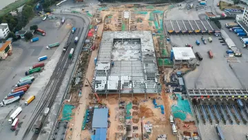 皇岗口岸重建项目复工进行时，临时旅检口岸预计5月初开