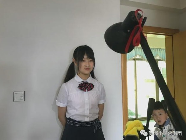 历时20天录制 笋岗小学学生“云合唱”《祈祷》致敬“最美逆行者”
