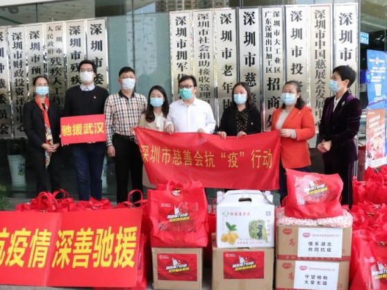 5000份抗疫爱心包送给有需要的人