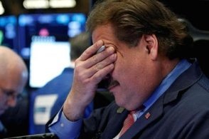 美媒称白宫敦促限制卖空，美股三大股指开盘大跌超5%