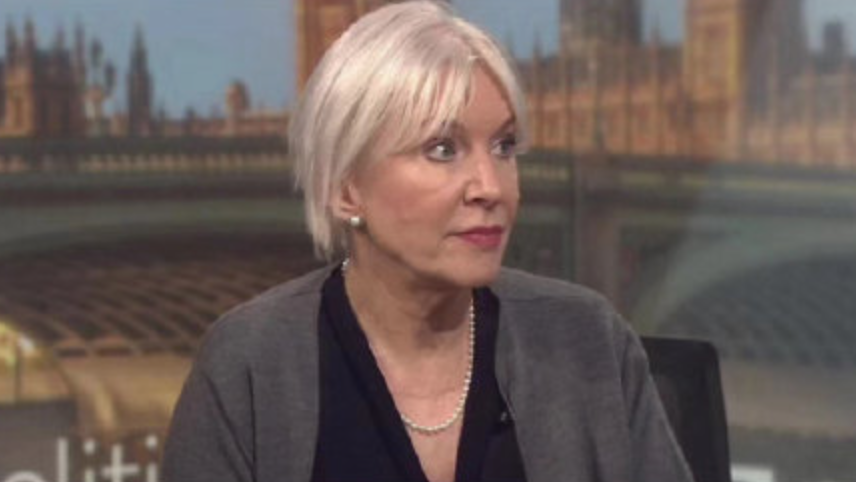 英国卫生部长确诊新冠肺炎，在家中隔离