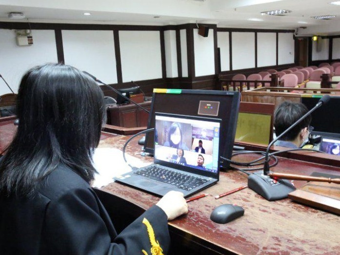 编造体温仪出售信息诈骗钱财，龙岗首宗涉疫刑事案开庭