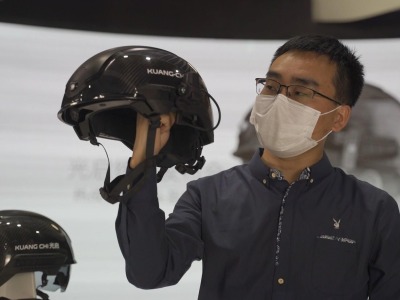 爆款智能头盔直播首秀光启技术召开硬核新品发布会