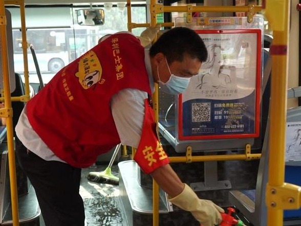 IN视频 | 担心疫情不敢坐公交？@深圳人：全方位消毒其实很安全