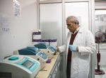 （国际·图文互动）（3）专访：中国疫情防控做法值得肯定与借鉴——访埃及病毒学家、中东呼吸综合征“零号病人”发现者扎基