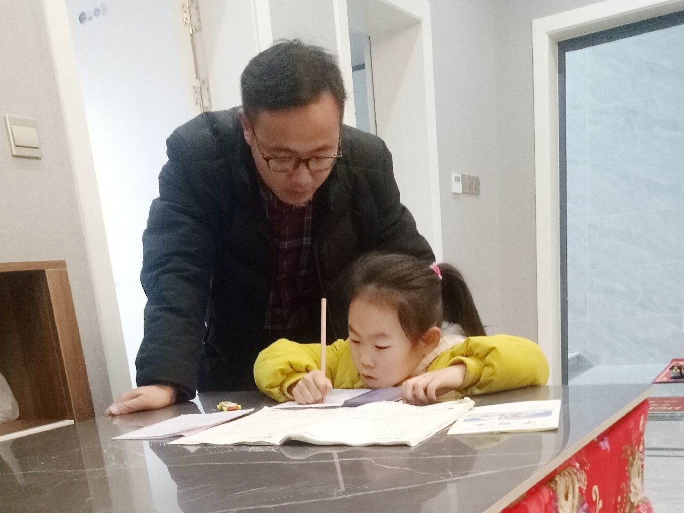 东莞一中学校长滞留湖北：把疫情变“教材”，读懂“匹夫有责”的时代含义