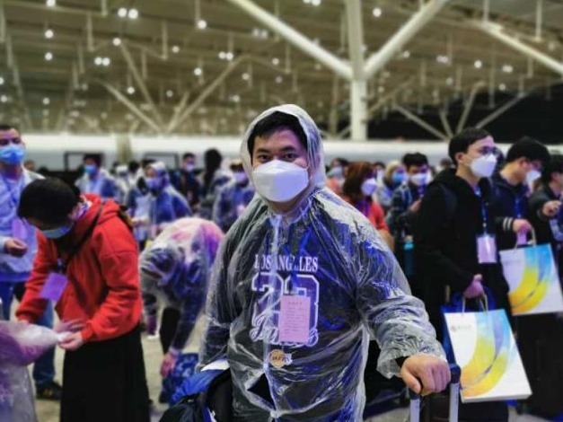 （重稿）又一趟湖北返岗专列抵深！市人力资源保障部门已点对点接回湖北 务工人员6682人