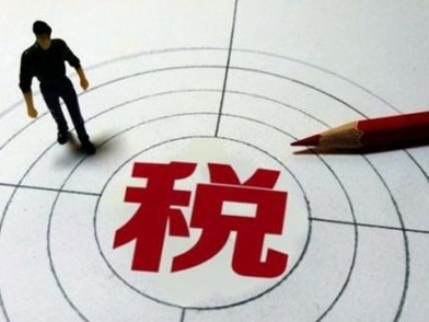 深圳市税务局第三税务分局苏以恒：疫情期间值班为纳税人服务