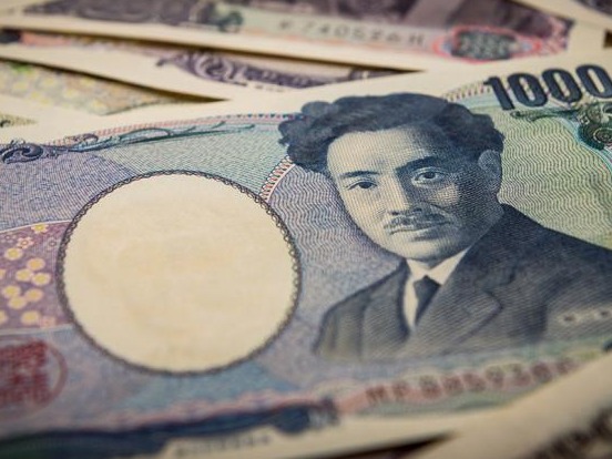 日本正式宣布向每位国民发放10万日元现金，网上办理