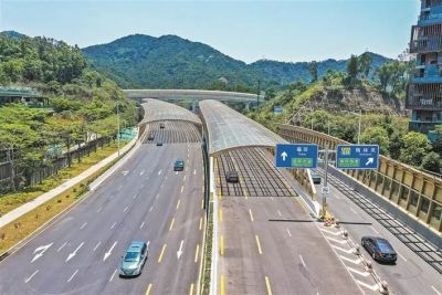 王伟中：以先行示范标准推进交通基础设施项目建设