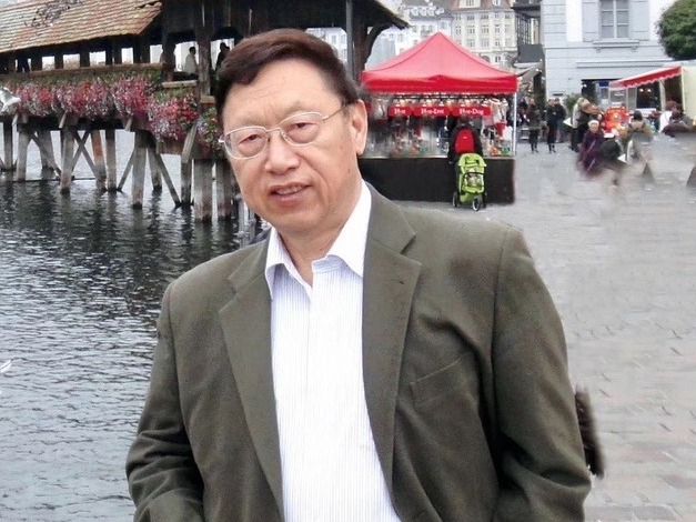 《咬文嚼字》创办人郝铭鉴逝世，享年76岁