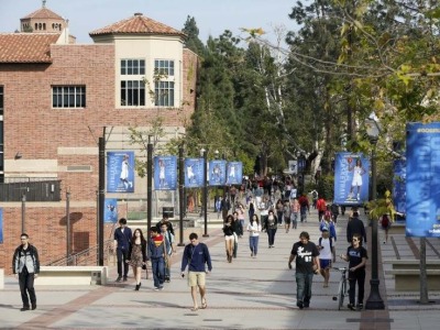 美加州学生起诉大学系统：封闭期间拒退校园管理费