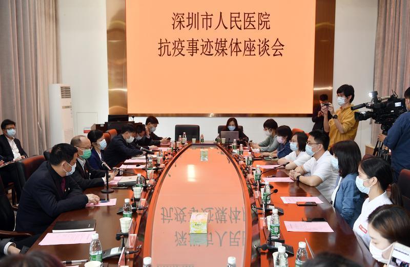 “最高一天收治420名病人”，抗疫英雄讲述“方舱故事”
