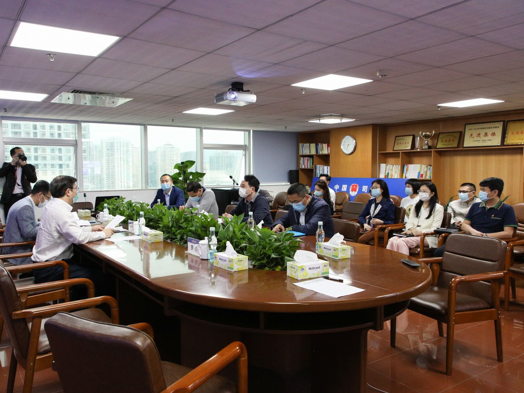党建与业务紧密融合，南山区司法局打造“党建+法治”品牌