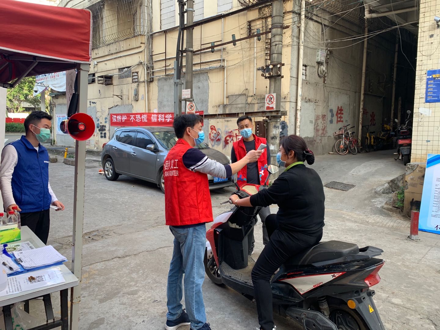 黄卓成：特殊时期更能感受世间温情