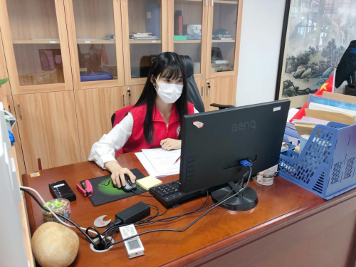 王文秀: 社区防疫大家族的“贤内助”