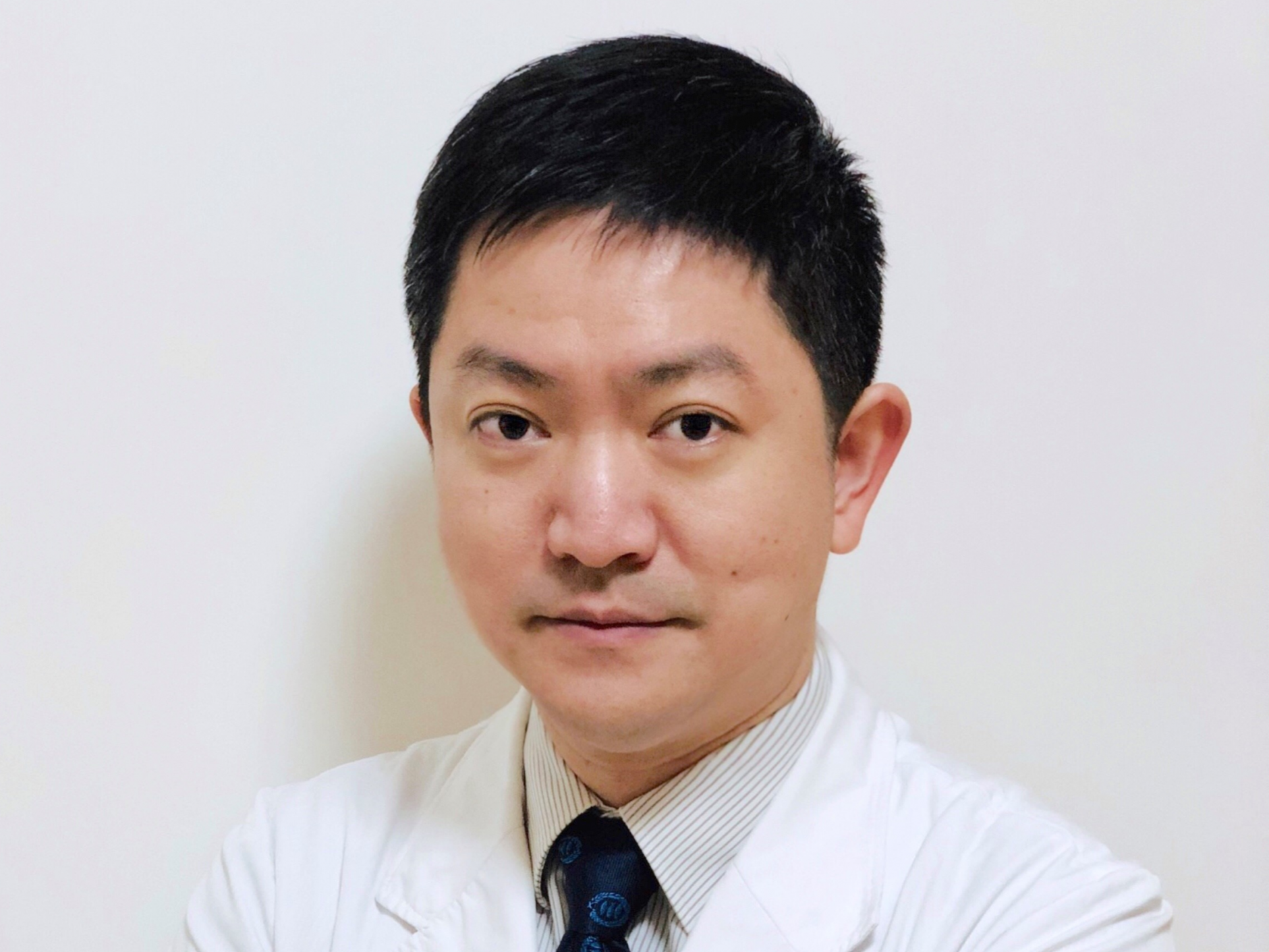 战疫名片—— 罗益锋主持改造普通病房成“高级生命支持单元”