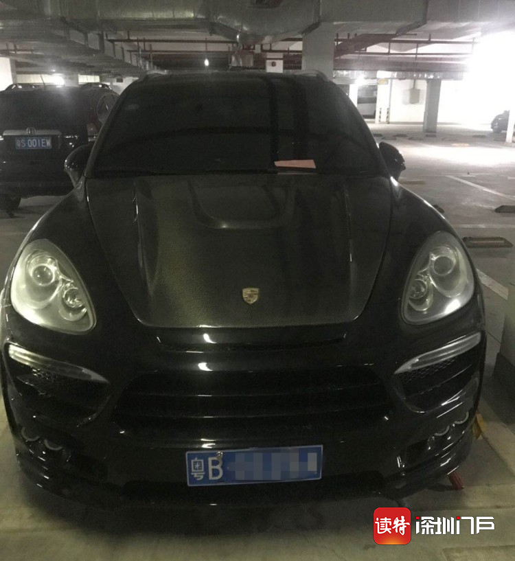 “保时捷”霸车位  东莞交警查扣发现套牌“李鬼”