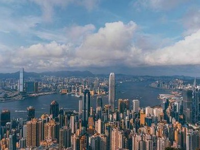香港首富家族25亿港元布局科技金融，李家诚战略投资深圳华策数科