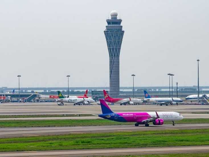 深圳空管站首次保障国际货机包机编队运送防疫物资