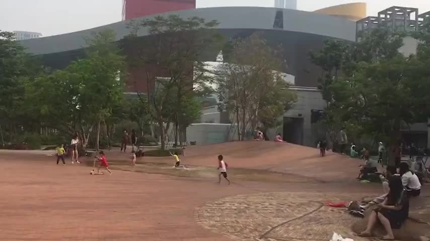 每周2.5天假期香不香？来听听深圳市民怎么说