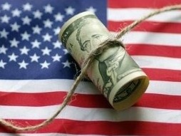 美主要股指高位回落超过25%，机构认为目前还没有发现见底信号