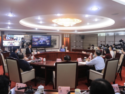 深圳市政协2020年首场“委员讲堂”开讲，网络直播宣讲“新发传染病的防治”