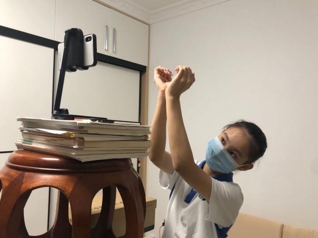 记者独家对话主创团队 深高舞蹈团抗疫手舞视频点击量是这样破百万的