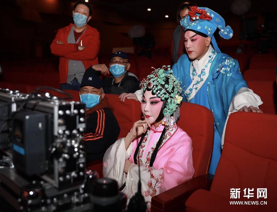 新编传统评剧《赵锦棠》录制“像音像”