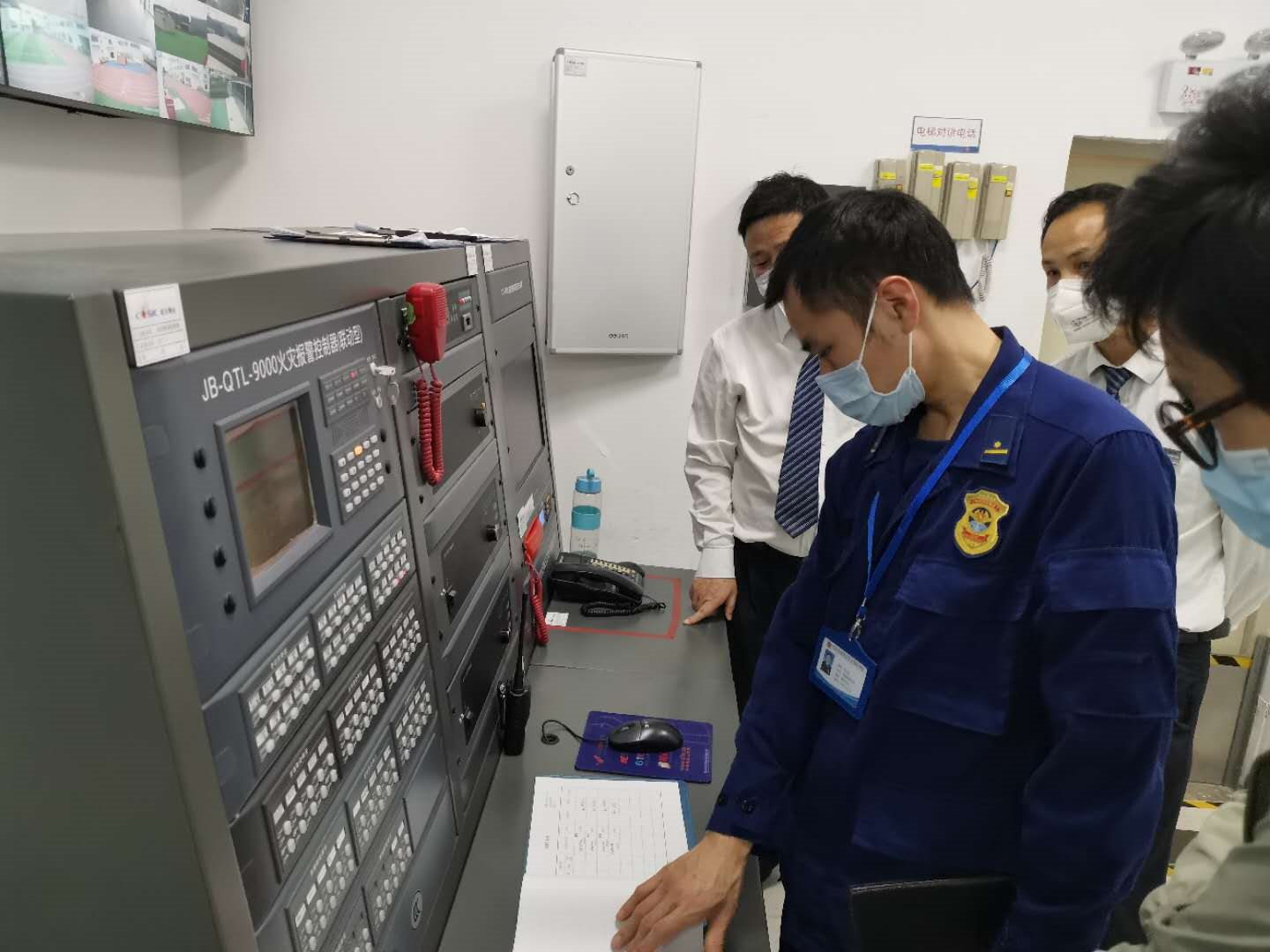龙华消防联合区教育局集中开展校园消防安全检查