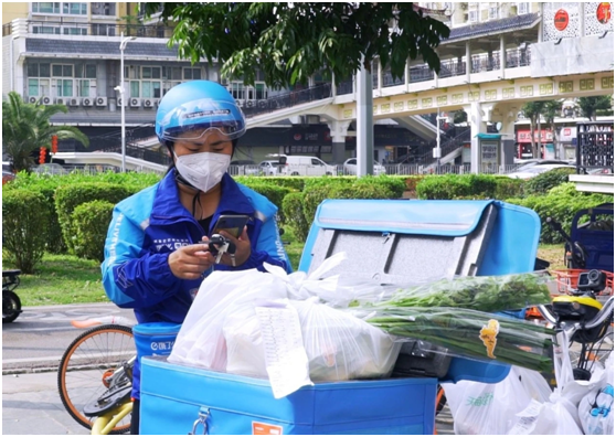 300万骑手升级为“饿了么蓝骑士”：深圳58%骑手有第二职业