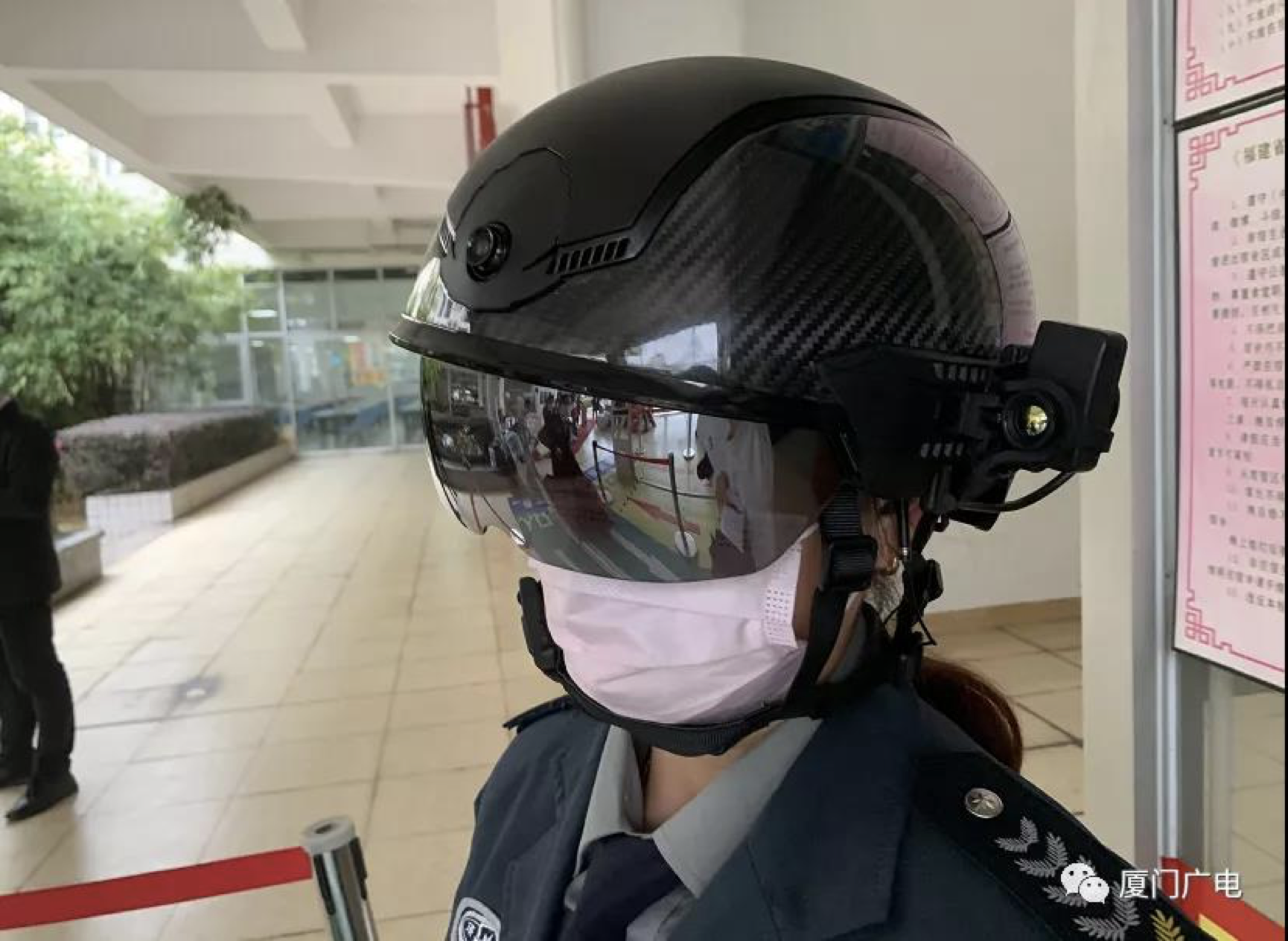 保障复学安全！厦门多所中学启用光启技术智能头盔 