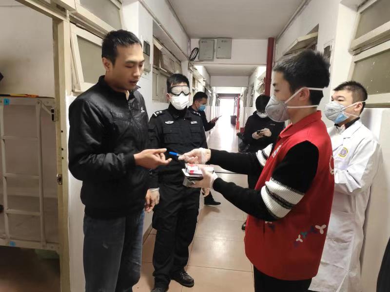 罗旭锋：退伍不褪色 退役不褪志