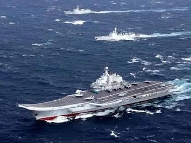 海军辽宁舰航母编队组织跨区机动训练