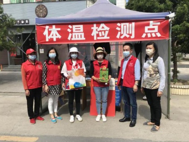 齐抗疫，粽传情 南澳办事处开展赠送海胆粽活动