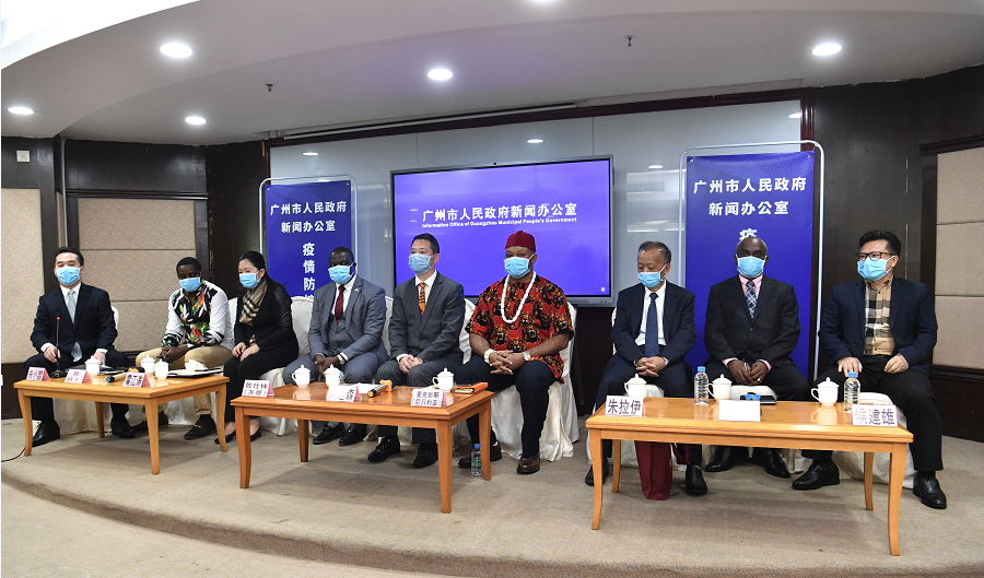 在穗国际友人畅谈经贸文化交流
