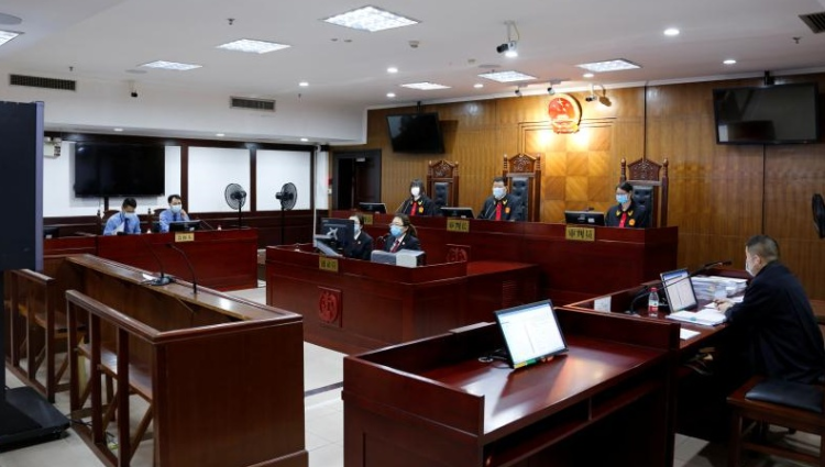 卖玩偶就被告了？事情没那么简单！