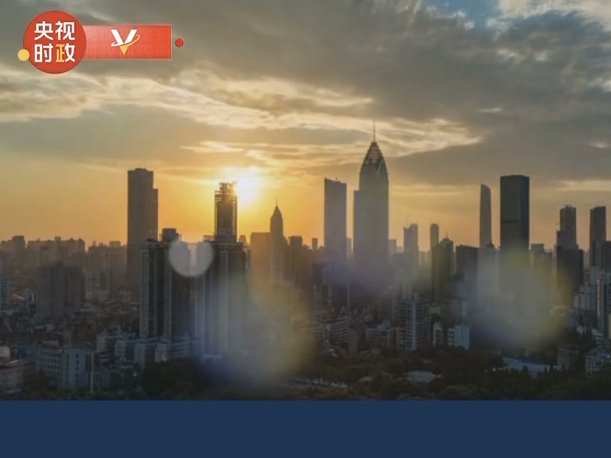视频丨习近平为英雄的城市、英雄的人民点赞！