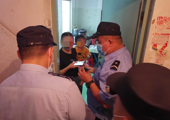 在家带娃结果遭遇电信诈骗，南山警方及时出手止损