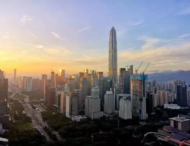 王伟中出席少先队“六一”主题队日活动