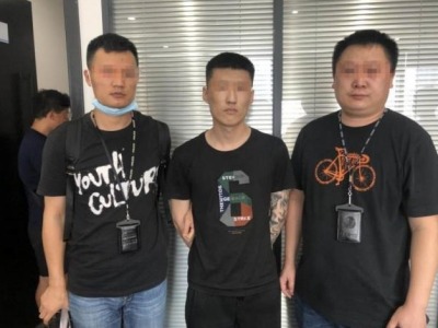 （重）深圳警方打掉一裸聊敲诈团伙 涉案百余万元