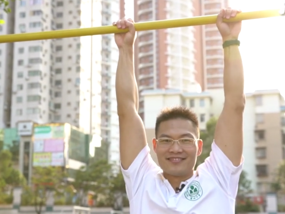 《冲刺吧！少年》 引体向上篇