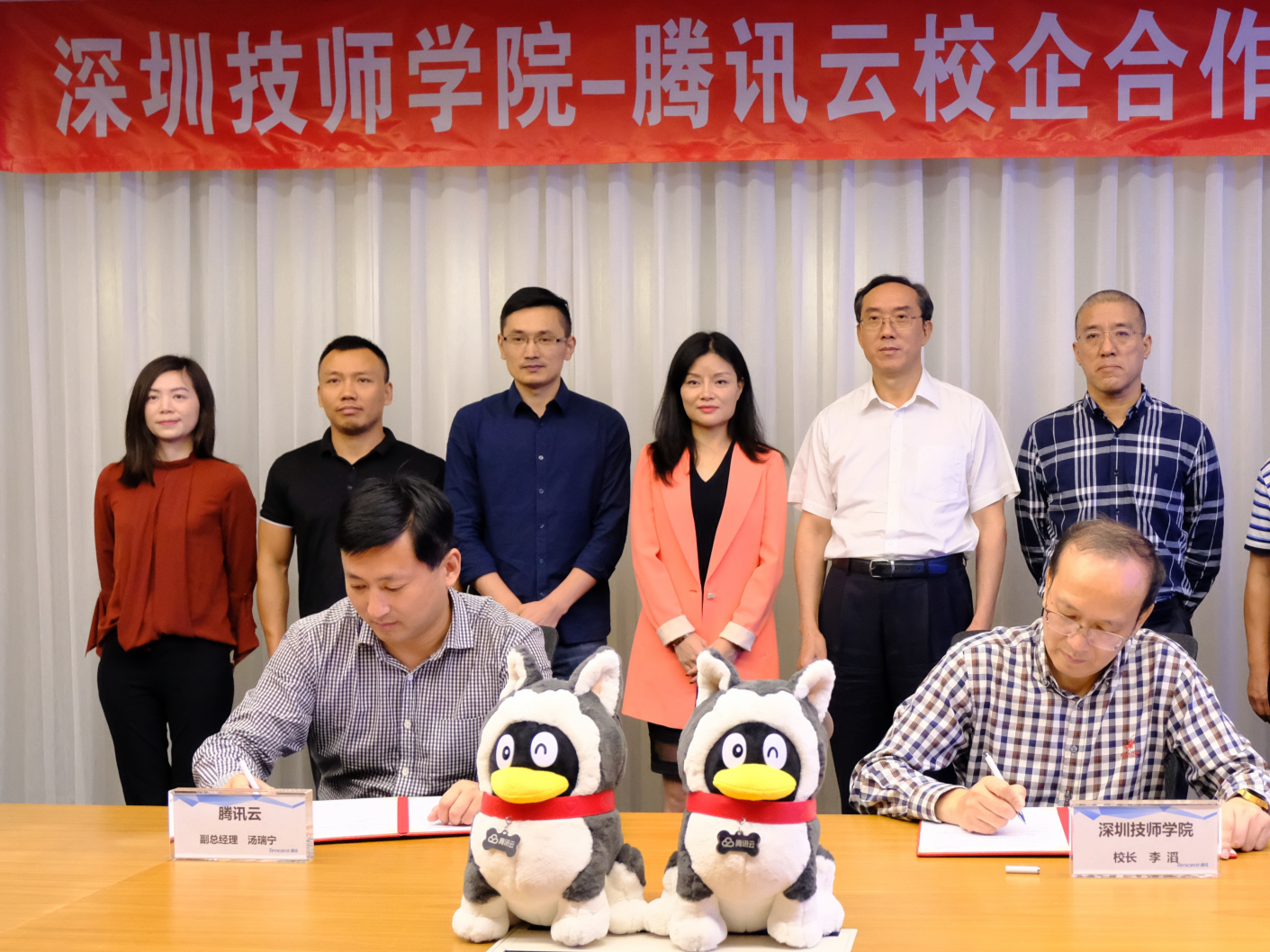 无惧疫情影响就业率逆势飘红  这所学校今年毕业生就业率99.9%